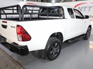 Toyota Hilux 2.4 GD-6 RB RaiderE/CAB - Image 4