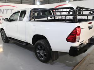 Toyota Hilux 2.4 GD-6 RB RaiderE/CAB - Image 6