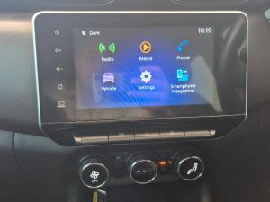 Nissan Magnite Kuro 1.0T CVT - Image 11