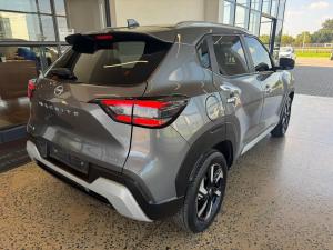 Nissan Magnite 1.0T Acenta CVT - Image 2