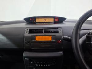 Citroen C4 VTi 120 coupe Seduction - Image 14