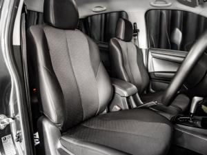 Isuzu D-Max 250 double cab Hi-Ride auto - Image 10