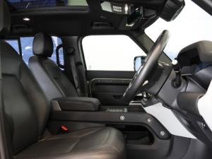 Land Rover Defender 110 D350 X - Image 9