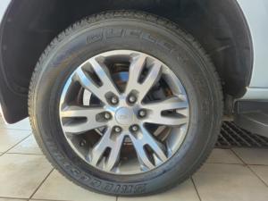 Ford Everest 2.2TDCi XLT - Image 17