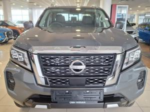 Nissan Navara 2.5DDTi double cab LE 4x4 - Image 2