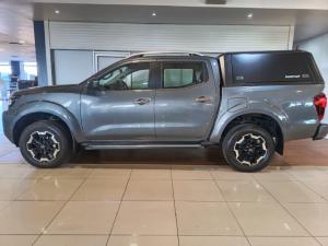 Nissan Navara 2.5DDTi double cab LE 4x4 - Image 3