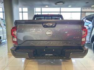 Nissan Navara 2.5DDTi double cab LE 4x4 - Image 5