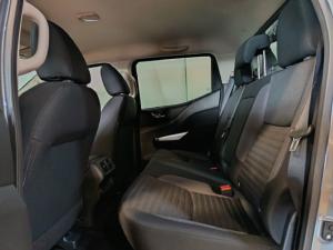 Nissan Navara 2.5DDTi double cab LE 4x4 - Image 9