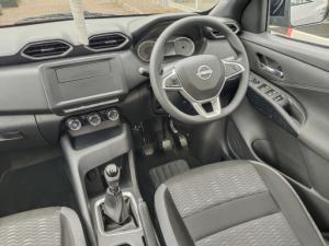 Nissan Magnite 1.0 Visia manual - Image 7