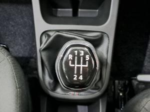 Renault Kwid 1.0 Techno manual - Image 10