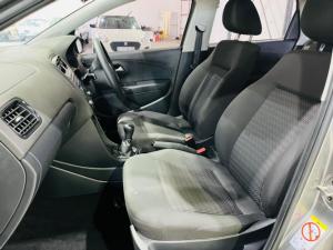 Volkswagen Polo Vivo hatch 1.4 Trendline - Image 7