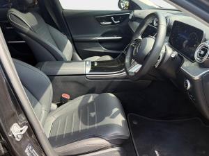 Mercedes-Benz C-Class C200 Avantgarde - Image 14