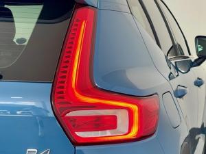Volvo XC40 B4 Plus Dark - Image 19