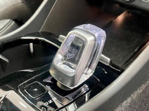 Volvo XC40 B4 Plus Dark - Image 6