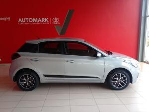 Hyundai i20 1.4 Motion auto - Image 3