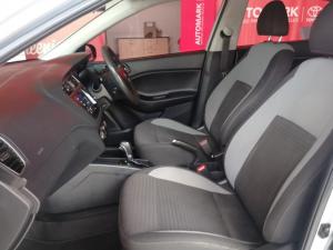 Hyundai i20 1.4 Motion auto - Image 8