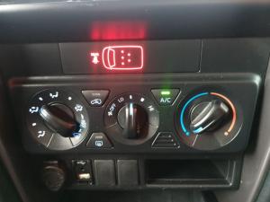 Toyota Fortuner 2.4GD-6 manual - Image 10