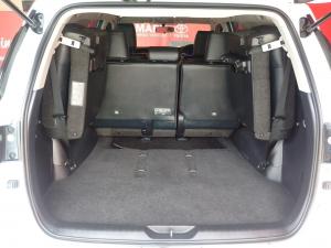 Toyota Fortuner 2.4GD-6 manual - Image 17