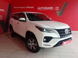 Toyota Fortuner 2.4GD-6 manual - Image 1