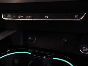Audi A4 35TFSI Black Edition - Image 14