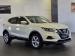 Nissan Qashqai 1.2T Visia - Thumbnail 2