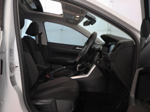 Volkswagen Polo hatch 1.0TSI Life auto - Image 21