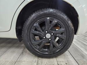 Suzuki Swift 1.2 GL+ auto - Image 4
