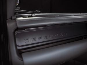 Land Rover Defender 110 D300 X-Dynamic HSE - Image 17