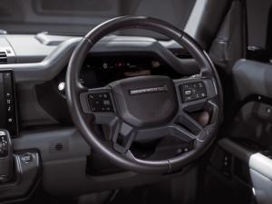 Land Rover Defender 110 D300 X-Dynamic HSE - Image 22