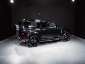 Land Rover Defender 110 D300 X-Dynamic HSE - Image 30