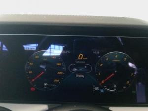 Mercedes-Benz E-Class E300 coupe AMG Line - Image 11