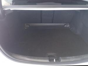 Mercedes-Benz C-Class C200 Avantgarde - Image 10