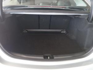 Mercedes-Benz C-Class C220d Avantgarde - Image 10