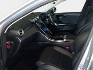 Mercedes-Benz C-Class C220d Avantgarde - Image 18