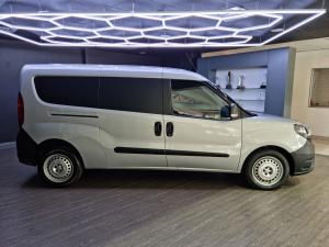 Fiat Doblo Maxi 1.6 Multijet panel van - Image 8