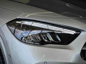 Mercedes-Benz GLA GLA200d Progressive - Image 7