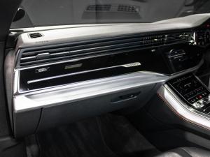 Audi Q8 55TFSI quattro - Image 13
