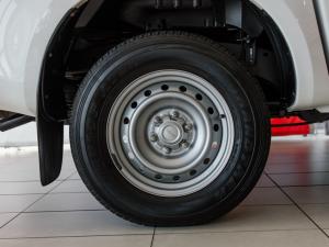 Isuzu D-Max 1.9TD double cab L 4x4 manual - Image 13