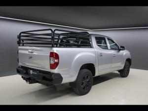 L D V T60 2.0TD double cab Elite auto - Image 2