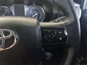 Toyota Hilux 2.8GD-6 double cab Raider auto - Image 9