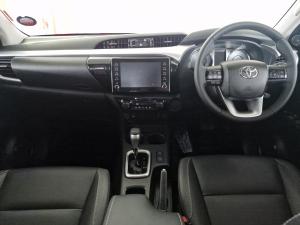 Toyota Hilux 2.8GD-6 double cab Raider auto - Image 6
