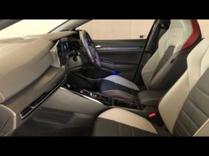 Volkswagen Golf GTI - Image 7