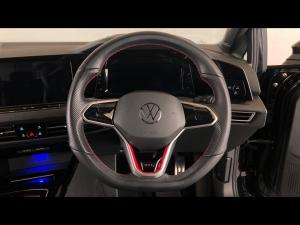Volkswagen Golf GTI - Image 8