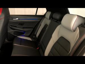 Volkswagen Golf GTI - Image 11