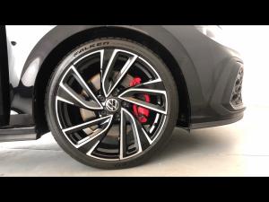 Volkswagen Golf GTI - Image 17