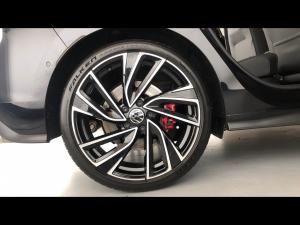 Volkswagen Golf GTI - Image 20