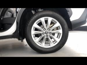 Toyota Corolla Cross 1.8 Hybrid XS - Image 19