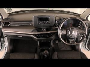 Suzuki Swift 1.2 GL - Image 6