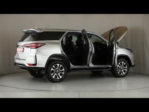 Toyota Fortuner 2.4GD-6 auto - Image 31