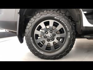 Toyota Land Cruiser Prado 2.8GD VX-R - Image 20